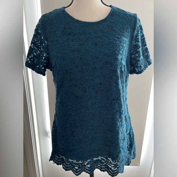 Set of 2- Teddi Rose-Women’s lace tops -NWT-Sz S - Picture 3 of 6